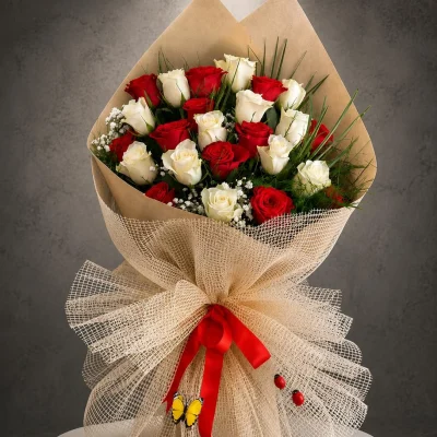 Kırmızı Beyaz Gül Buketi. Buca Çiçekçi. BKT0078
